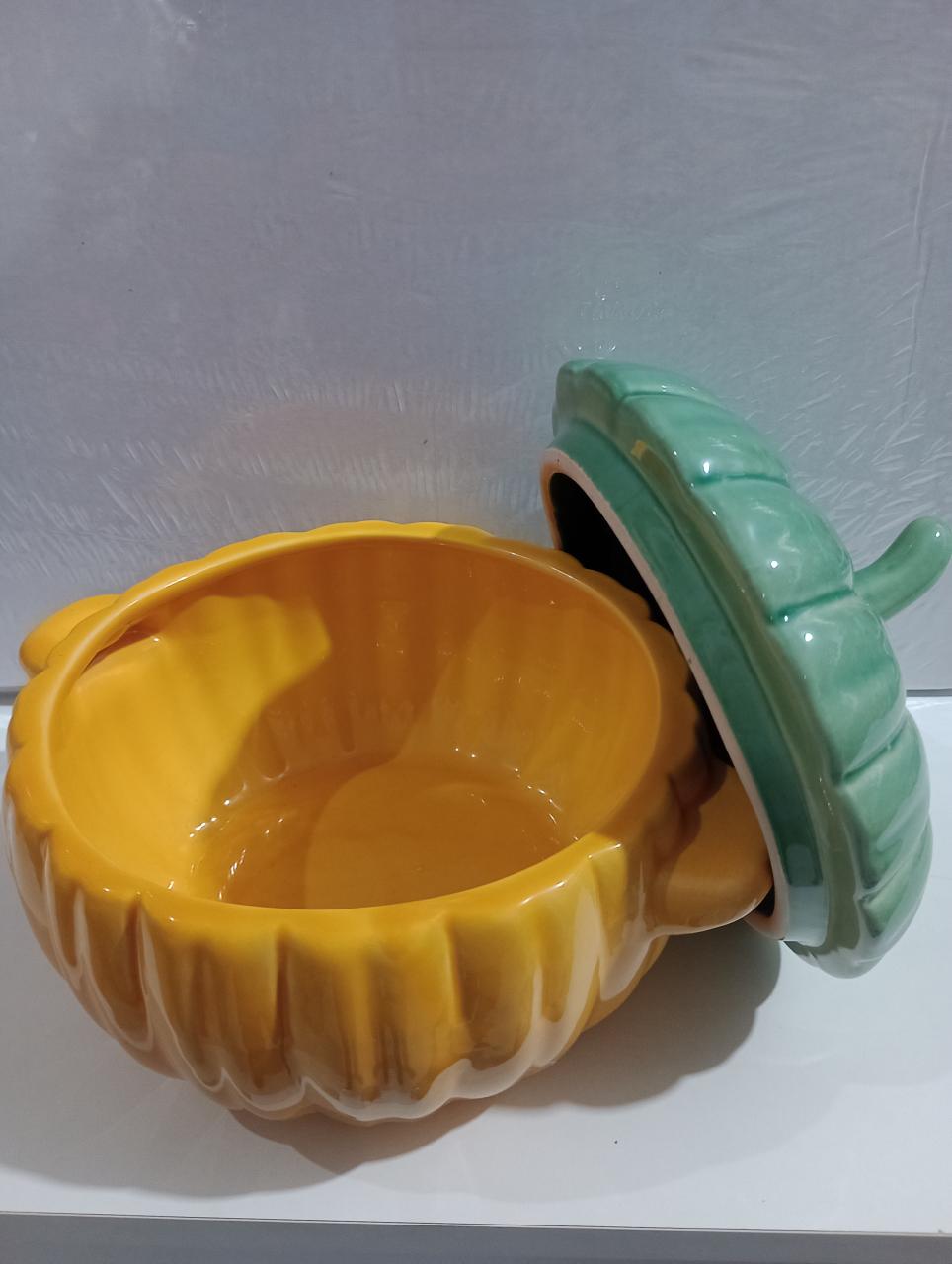 imagem de ABÓBORA CERAMICA POTE AMARELA ENFEITE PRA COZINHA